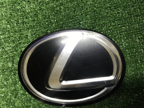 Эмблема решетки радиатора Lexus RX 3 AL10 (08-12)