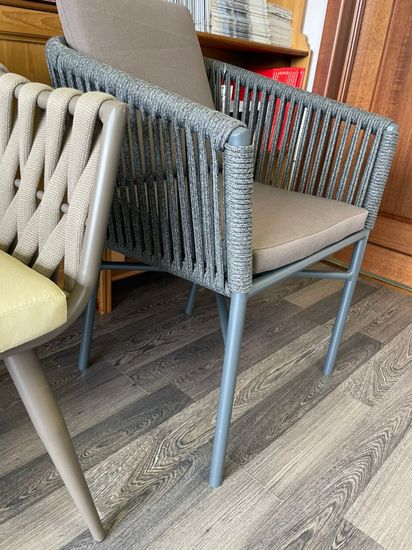 Кресло плетеное с подушками Palermo