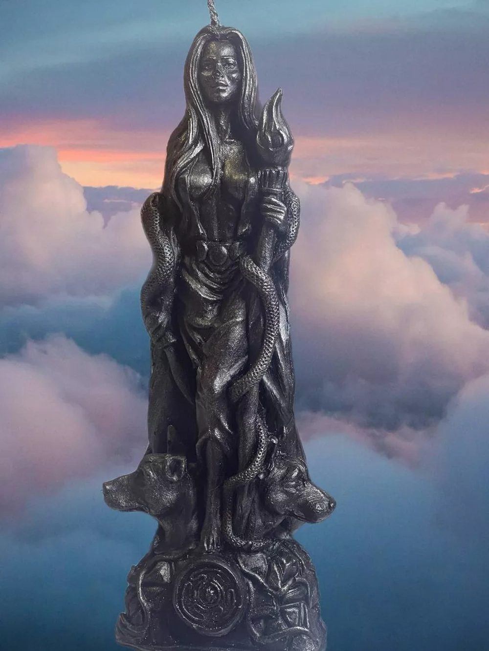 Свеча Алтарная "Геката"