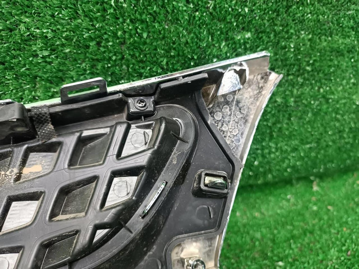 Решетка радиатора KIA Rio 4 X-Line (2017-2020)