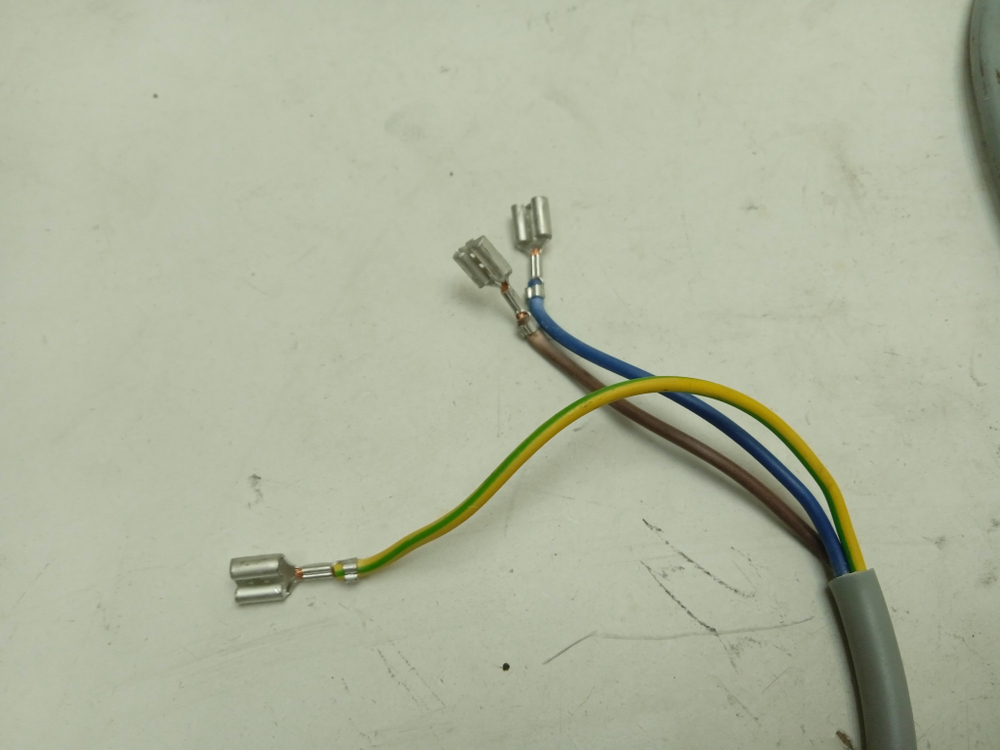 WLX20370CE кт161 Сетевой шнур для стиральной машины Bosch WLX20370CE б/у