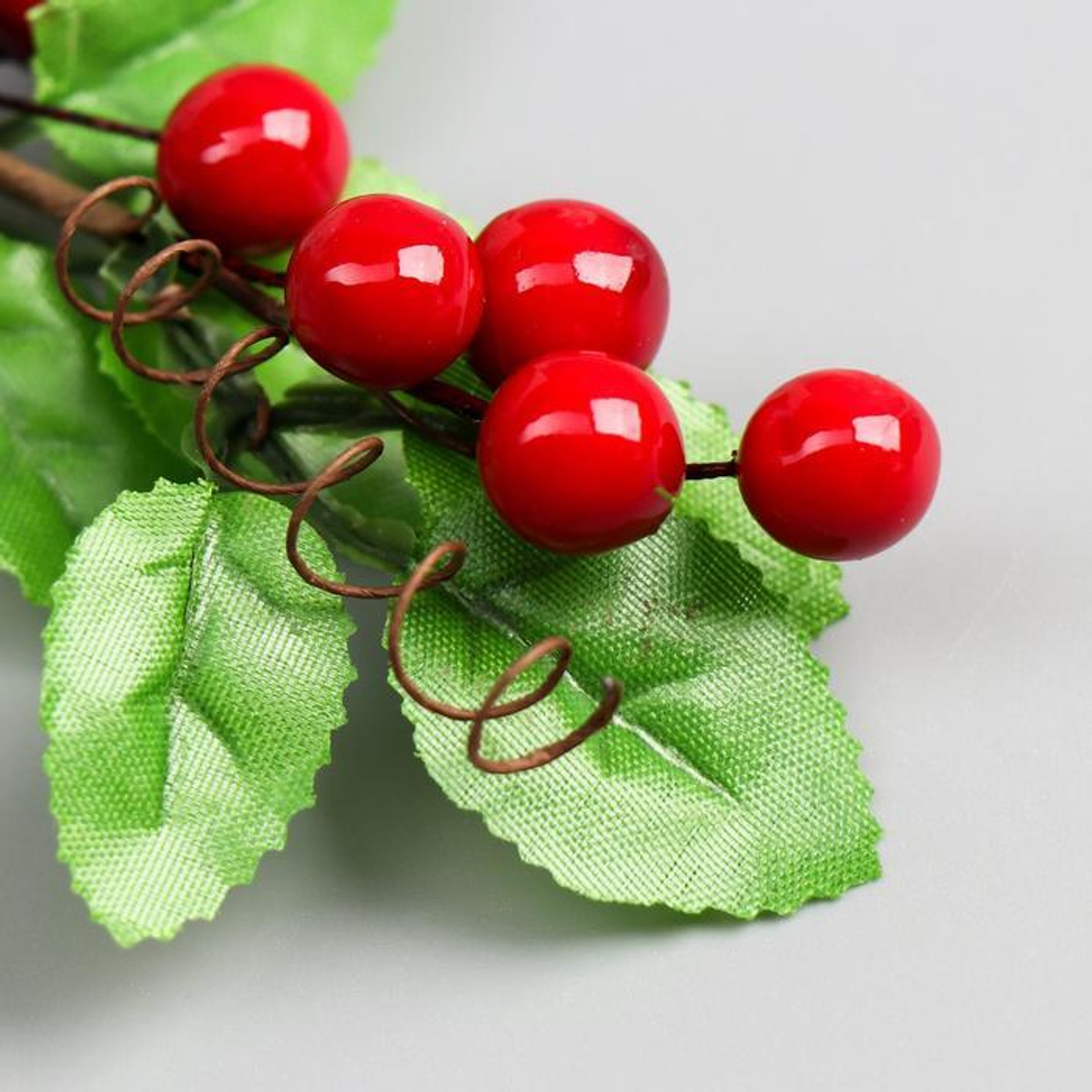 Декор новогодний, веточка с 7-ю ягодками, 20×5 см