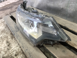 Фара правая Mitsubishi Outlander 3 15-21 Б/У Оригинал ECM92122A20