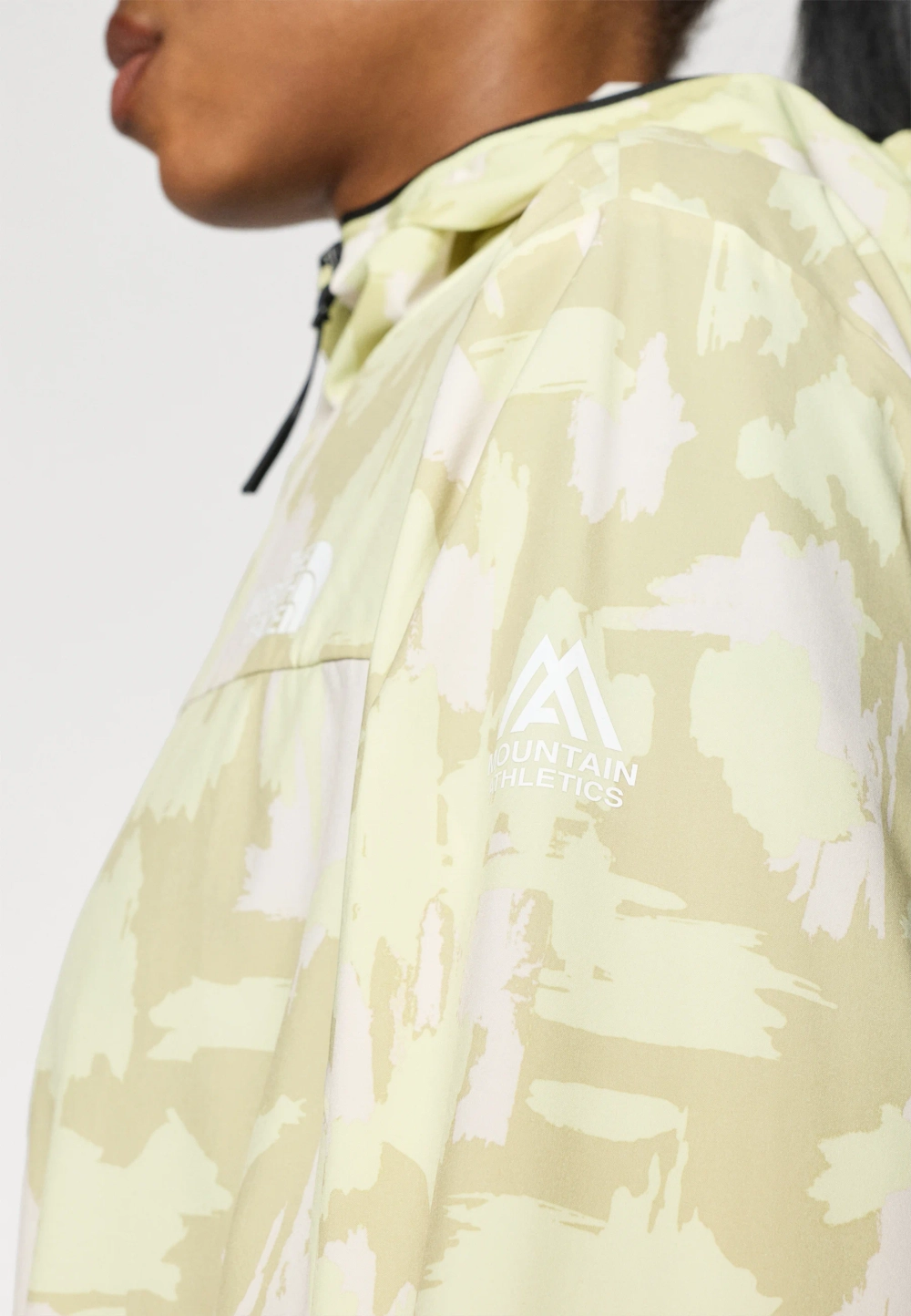 Женская ветровка The North Face MOUNTAIN ATHLETICS - lemon mist