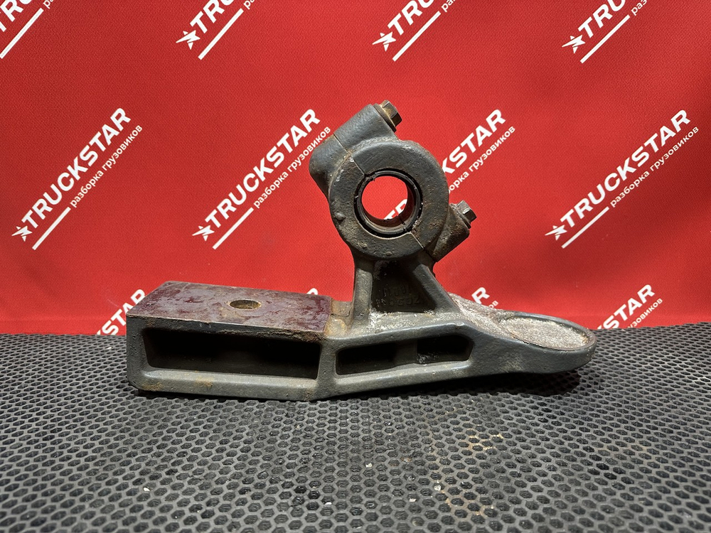 Кронштейн стабилизатора переднего правый