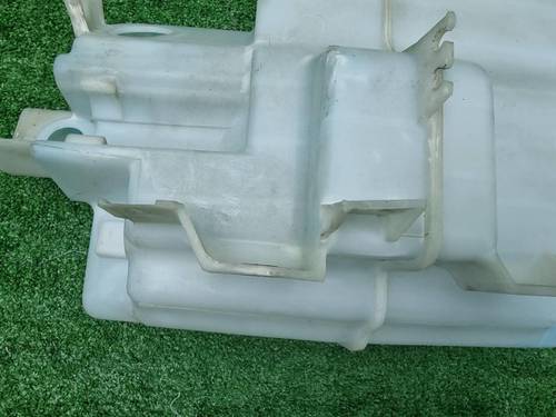 Бачок омывателя Mazda CX-5 1 (2011-2017)