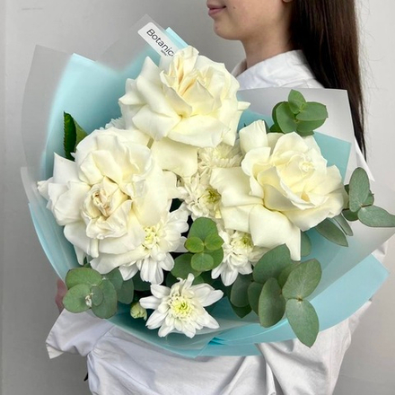 Белоснежный букет с французскими розами 2607202533