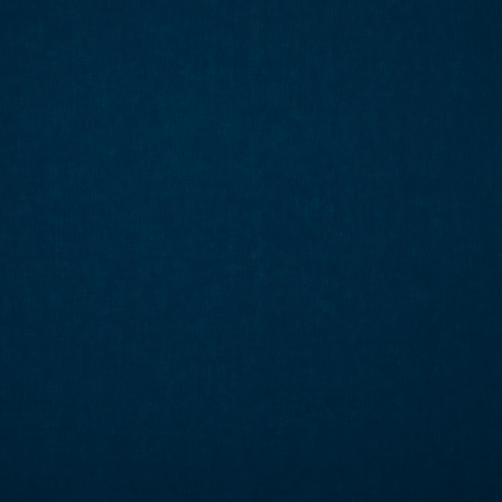 Тонкий лён насыщенного оттенка морской волны