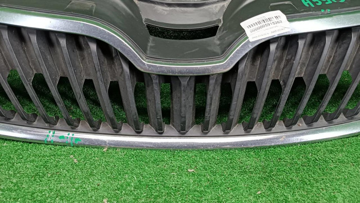 Решетка радиатора Skoda Rapid 1 (2012-2020)
