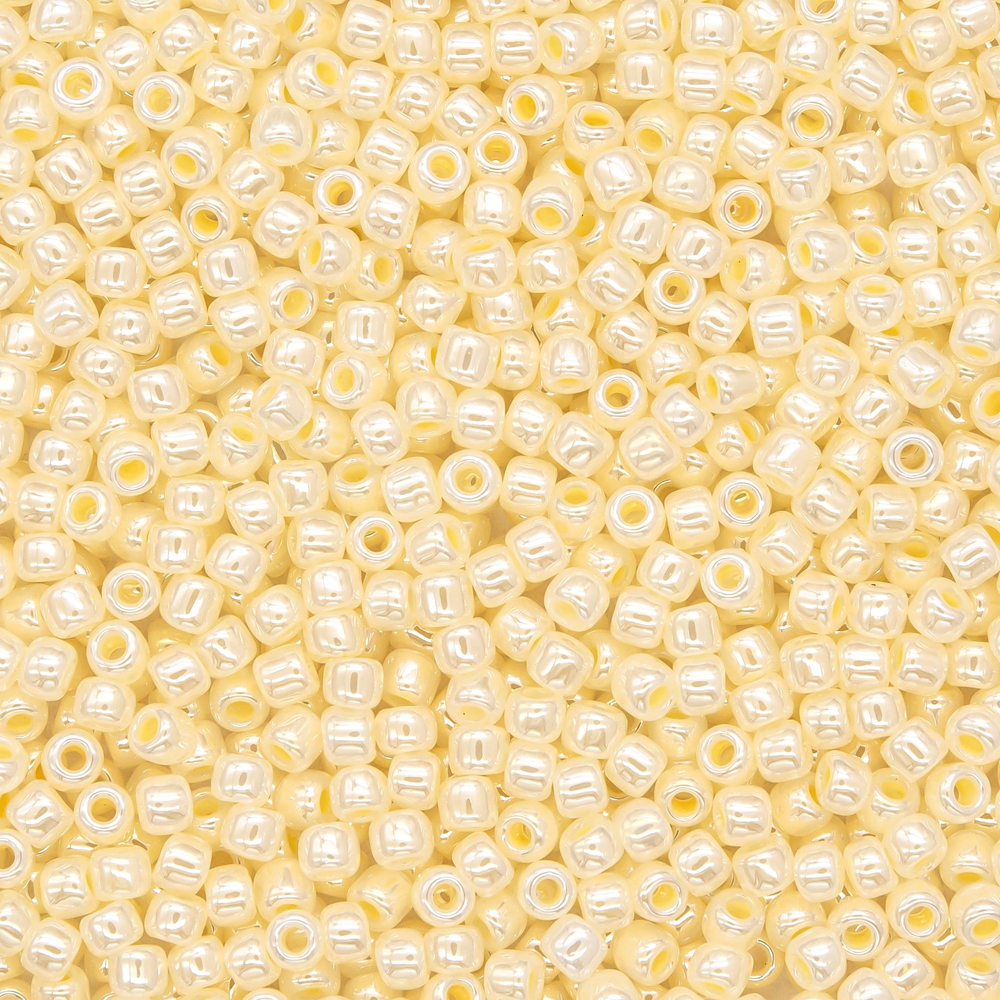 Японский бисер TOHO Round 11/0 (№901), жемчужный глянцевый