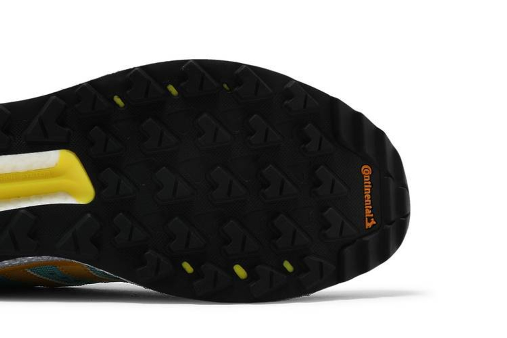 Кроссовки Human Made X Adidas Originals Questar