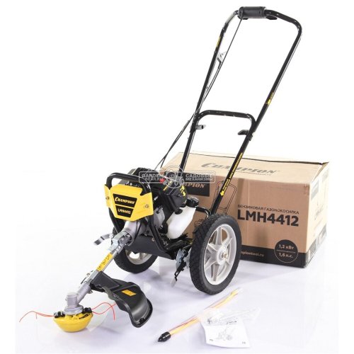 Газонокосилка CHAMPION LMH 4412 бензиновая