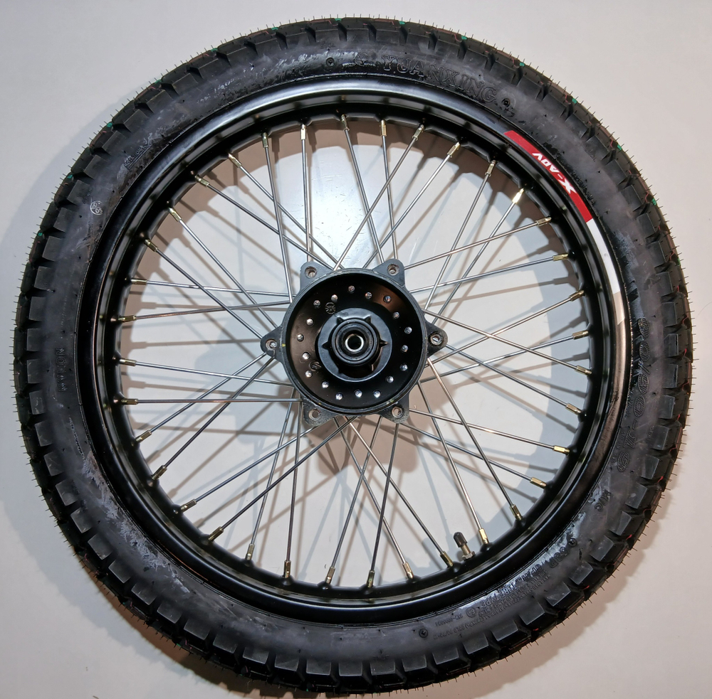Колесо переднее в сборе 90/90-19 под ось Ф12мм REGULMOTO ADV 300