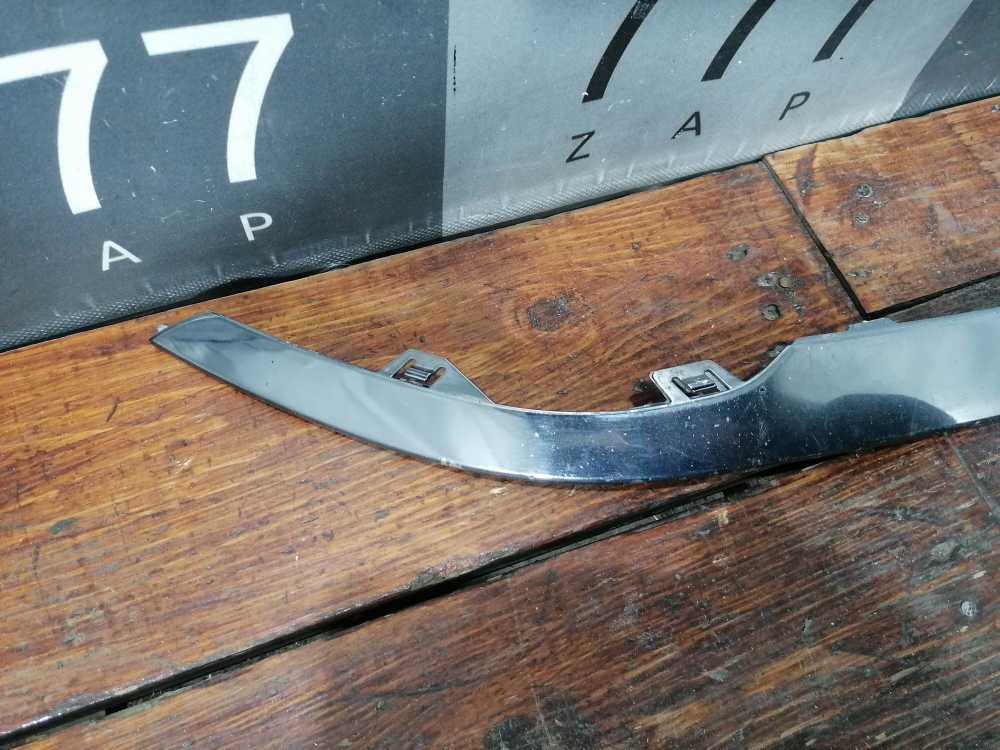 Молдинг переднего бампера левый Hyundai Tucson 4 (NX4) 20-нв Б/У Оригинал 86595N9010