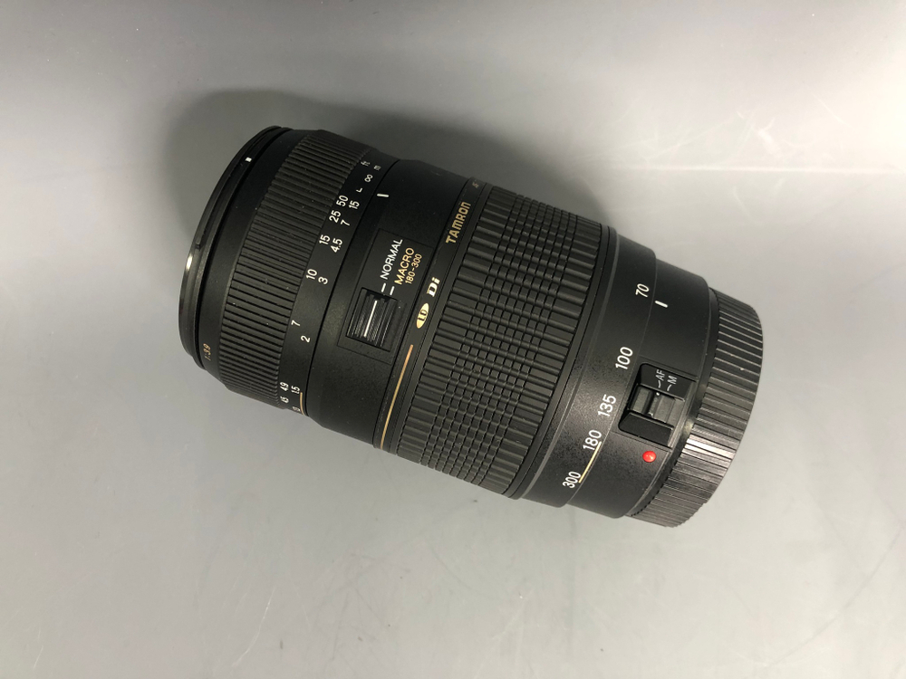 Tamron AF 70-300mm 4-5.6 Di LD Macro Canon EF