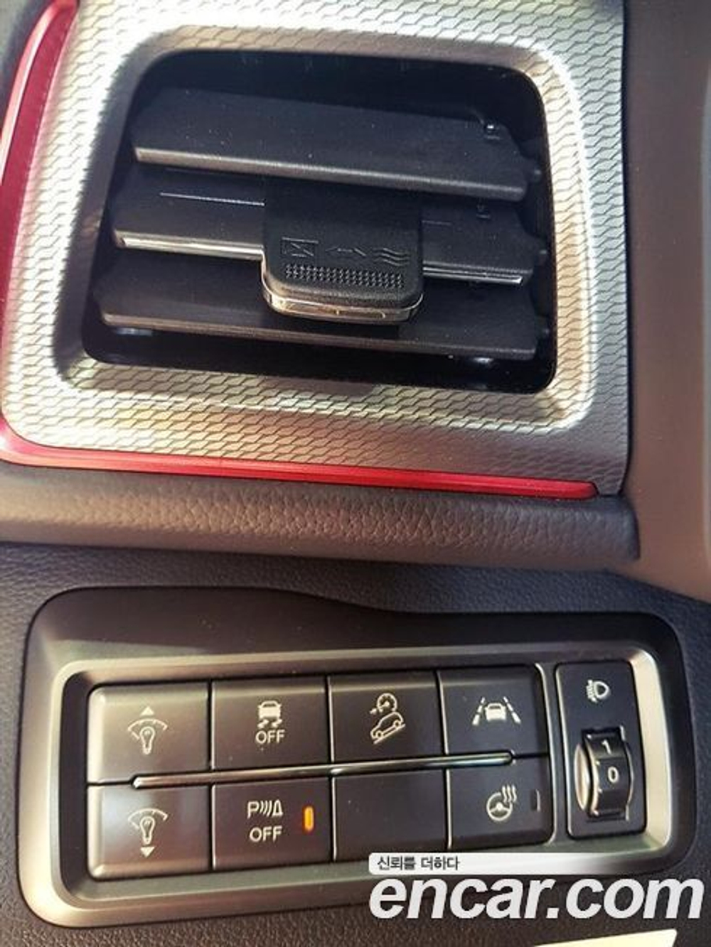 KG Mobility (Ssangyong) Very New Tivoli Бензин 1.5 2WD (08.2020)