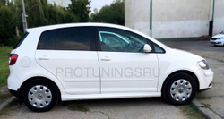 Накладки на пороги R-Line Style для Volkswagen Golf Plus I / II (2004–2014)