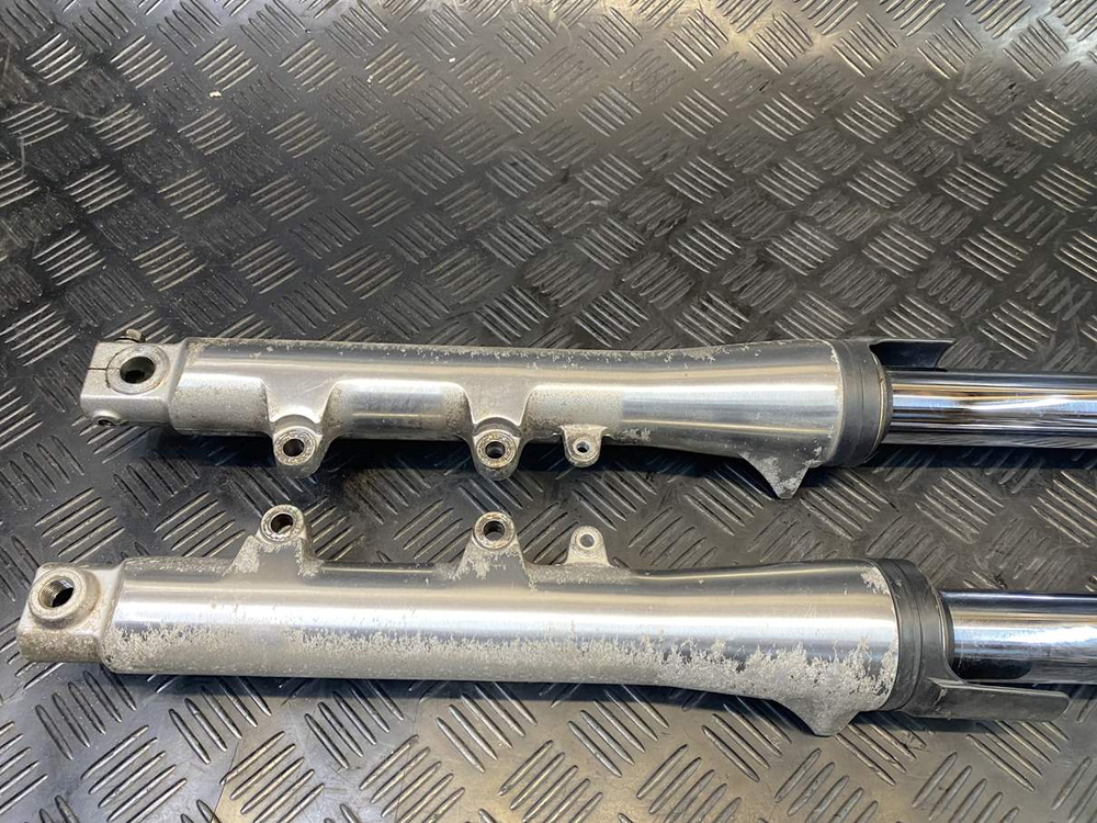 Перья вилки Yamaha V-Max 1200 43мм 054595