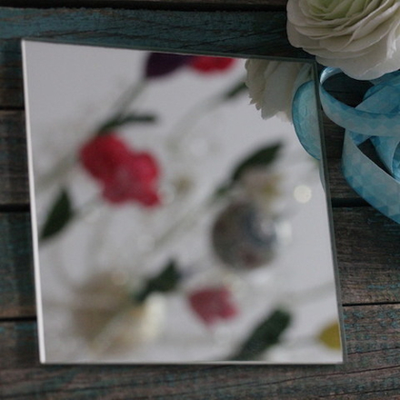 Зеркало 15х15 см