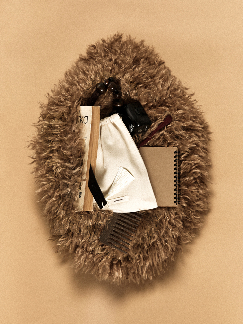 Клатч из эко-меха ламы