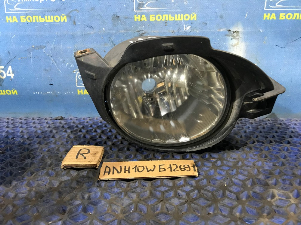 Туманка правая TOYOTA ALPHARD 2005-2008