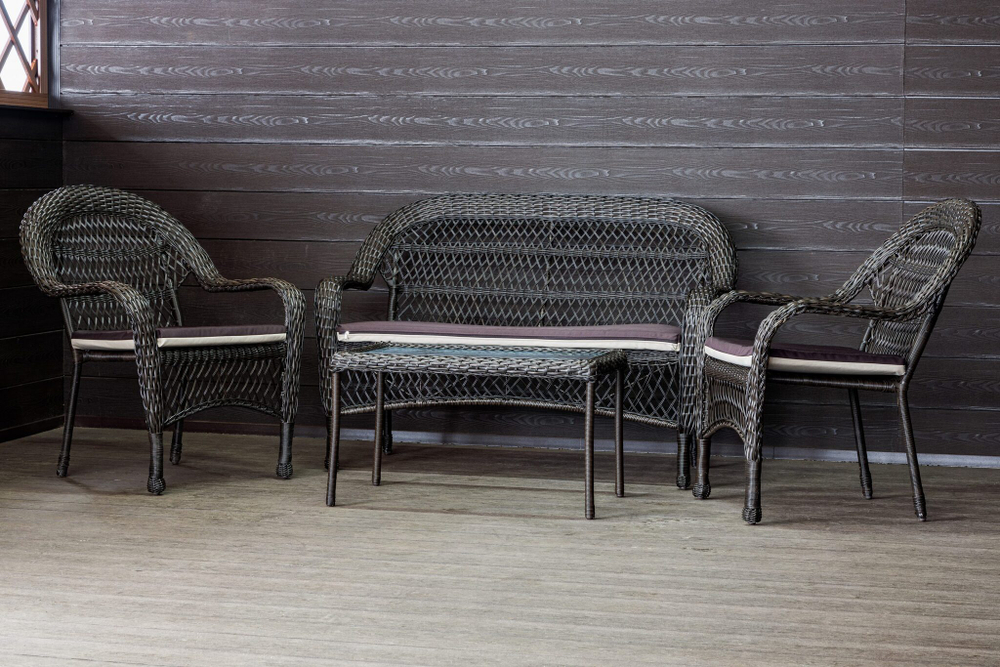 Садовый комплект из искусственного ротанга Мэдисон НЬЮ (Medison NEW) terrace set  с прямоугольным столиком с подушками на сиденье