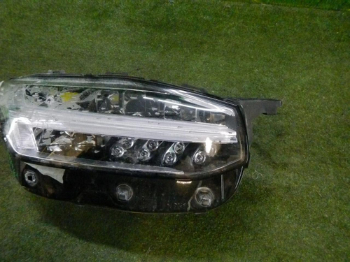 Битая Фара правая Volvo XC90 2 (2014-2019) Full LED