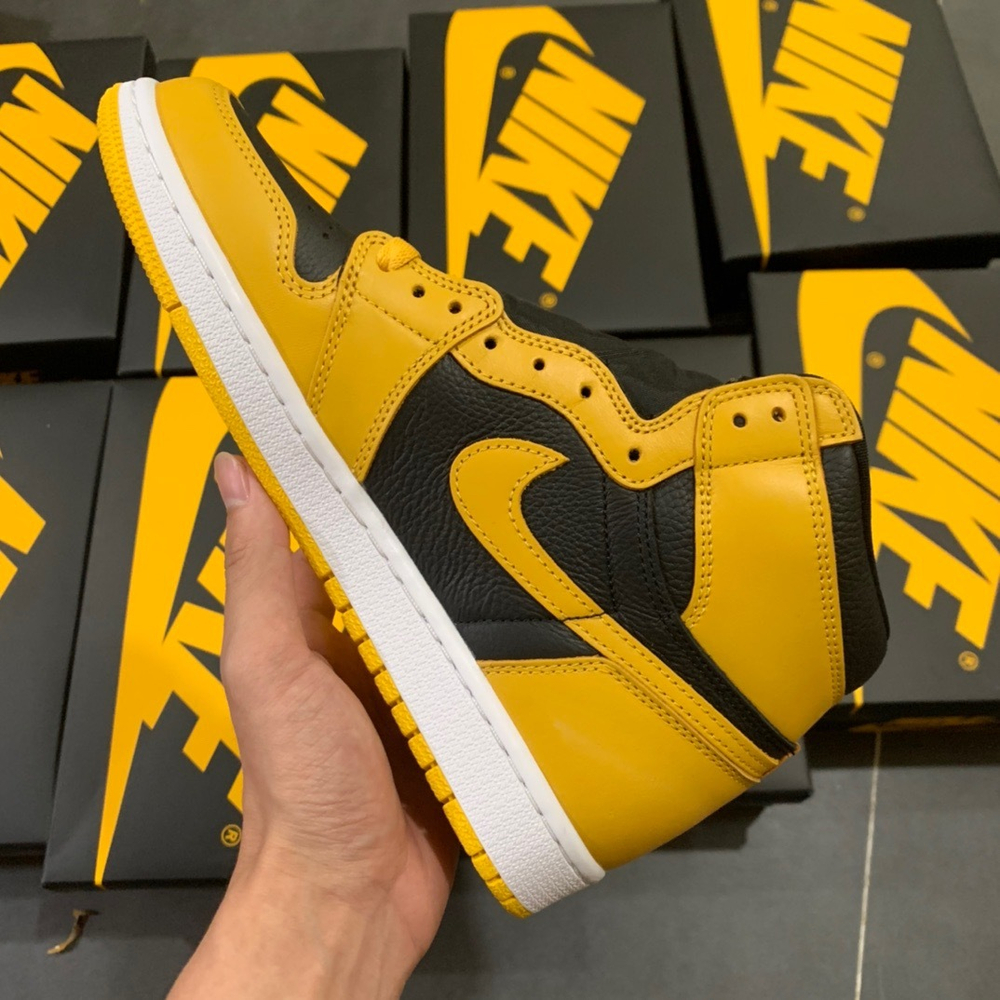 Air Jordan 1 High OG “Pollen”