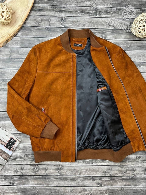 Кожаный бомбер Kiton