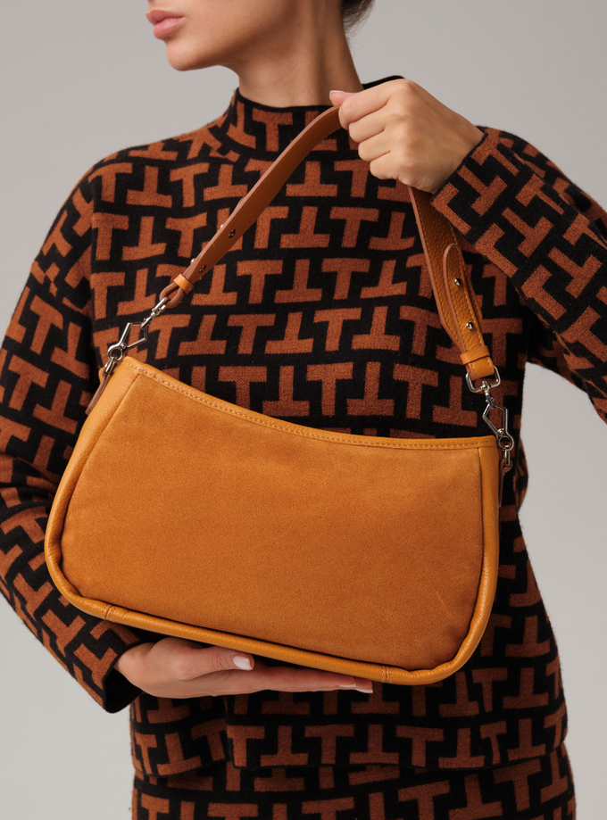 Замшевая сумка Azaro 30639 оранжевый карандаш