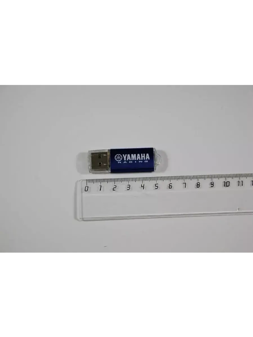 Флешка Yamaha 16Gb