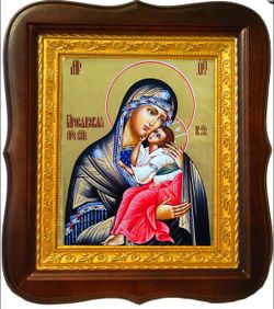 В киоте.	Ярославская икона Божьей Матери.