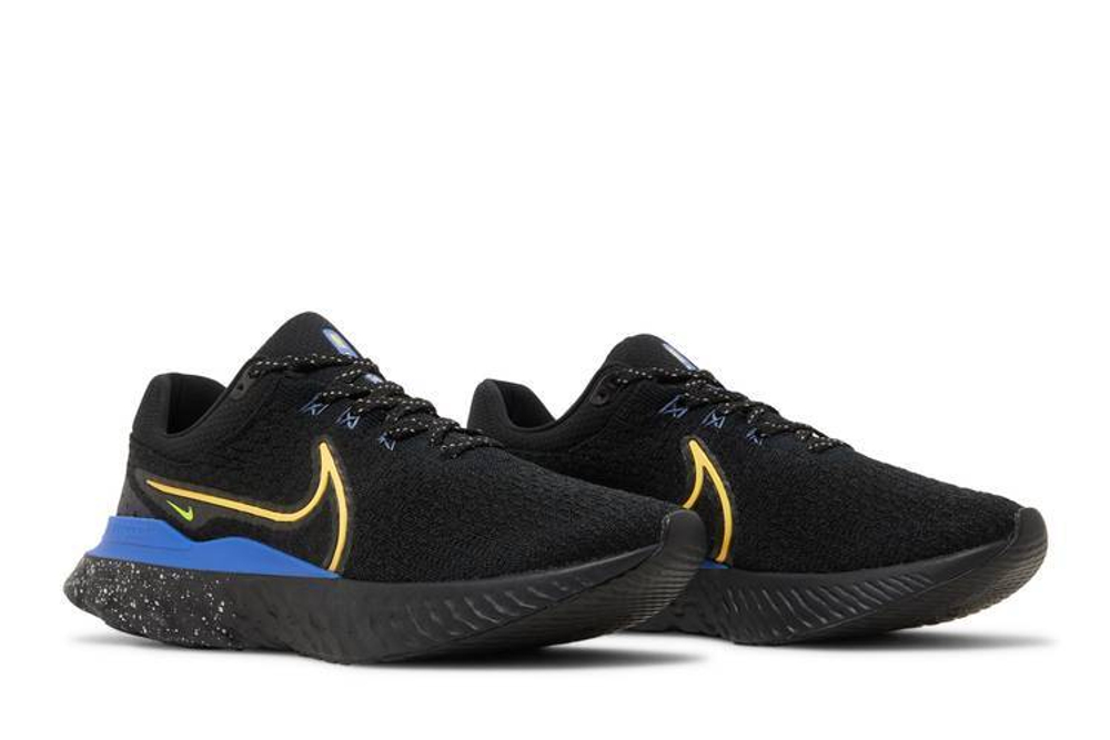 Кроссовки Nike React Infinity Run Flyknit 3