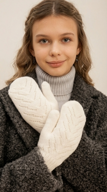 Варежки В008-02 белый натуральный