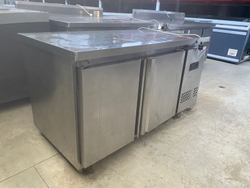 Стол холодильный