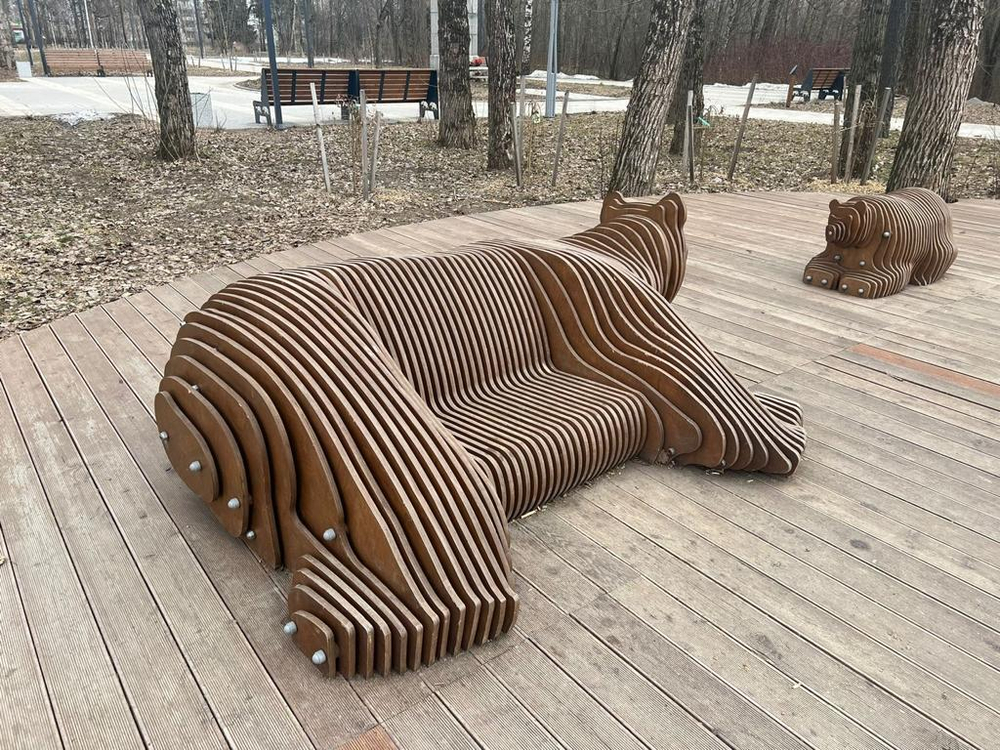 Параметрическая скамейка медведь 2600х1700х900мм SK00314