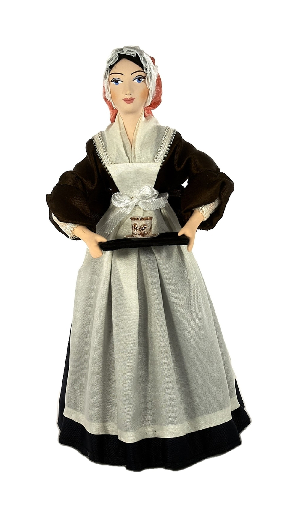 Фарфоровая кукла коллекционная  Костюм служанки 18 век Франция. Сувенир ручной работы