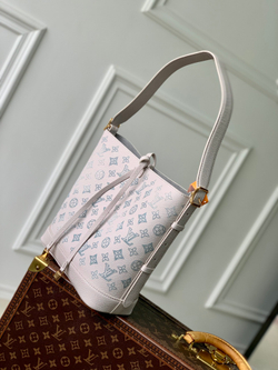 Louis Vuitton Flore