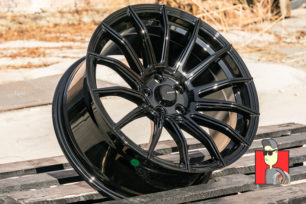 Комплект дисков Shogun S15 17x8 et35 5x100