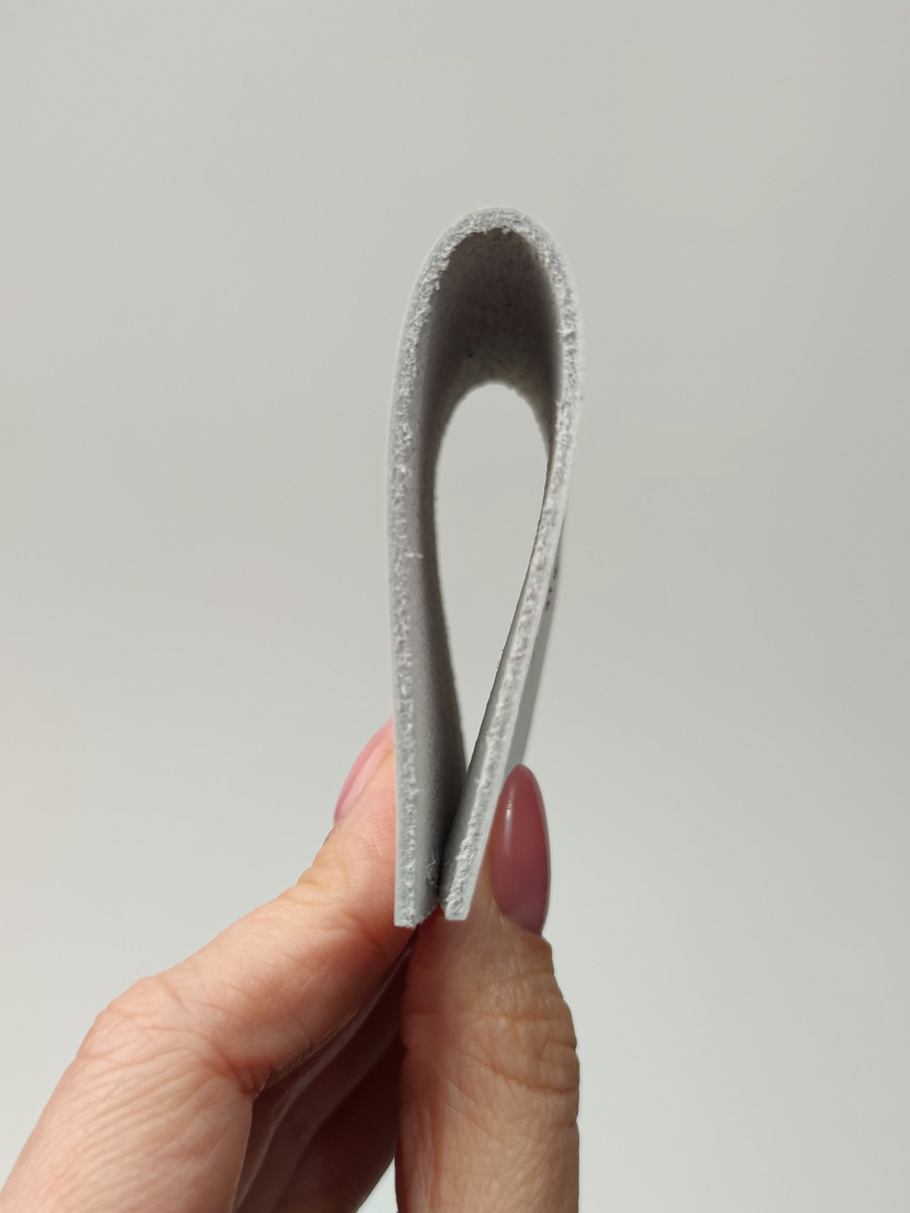 Бирка кожаная большая со сгибом "Цветы"