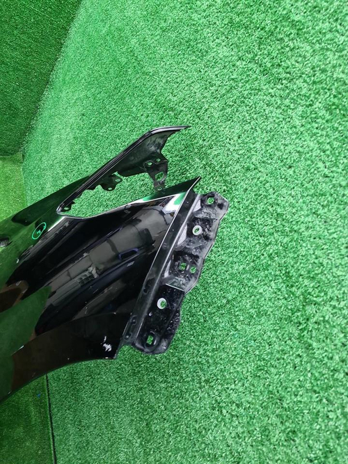 Крыло переднее правое Toyota Alphard 3 (2015-2023)