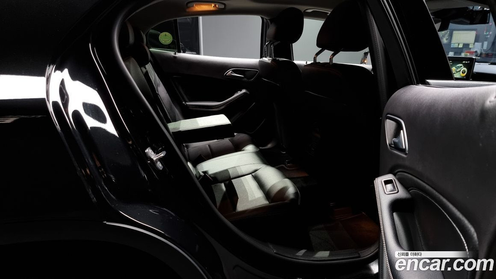 Mercedes-Benz GLA-Class X156 GLA220 (08.2019)