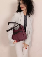 Сумка через плечо средняя классическая