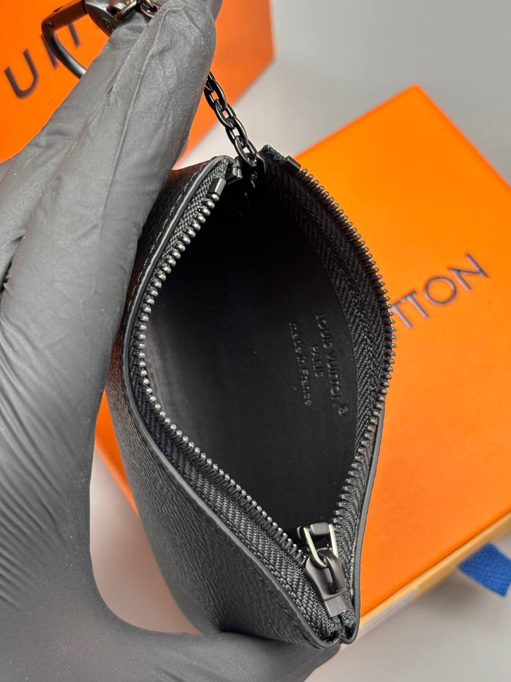 Ключница Louis Vuitton