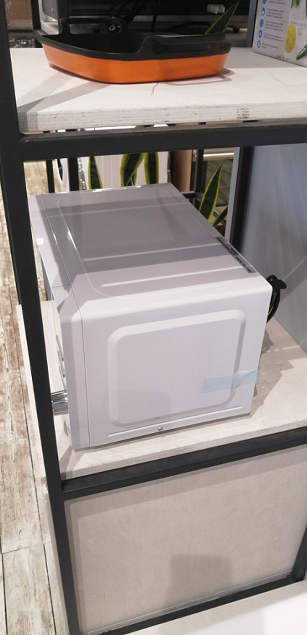 Отдельностоящая микроволновая печь Korting KMO 820 GW