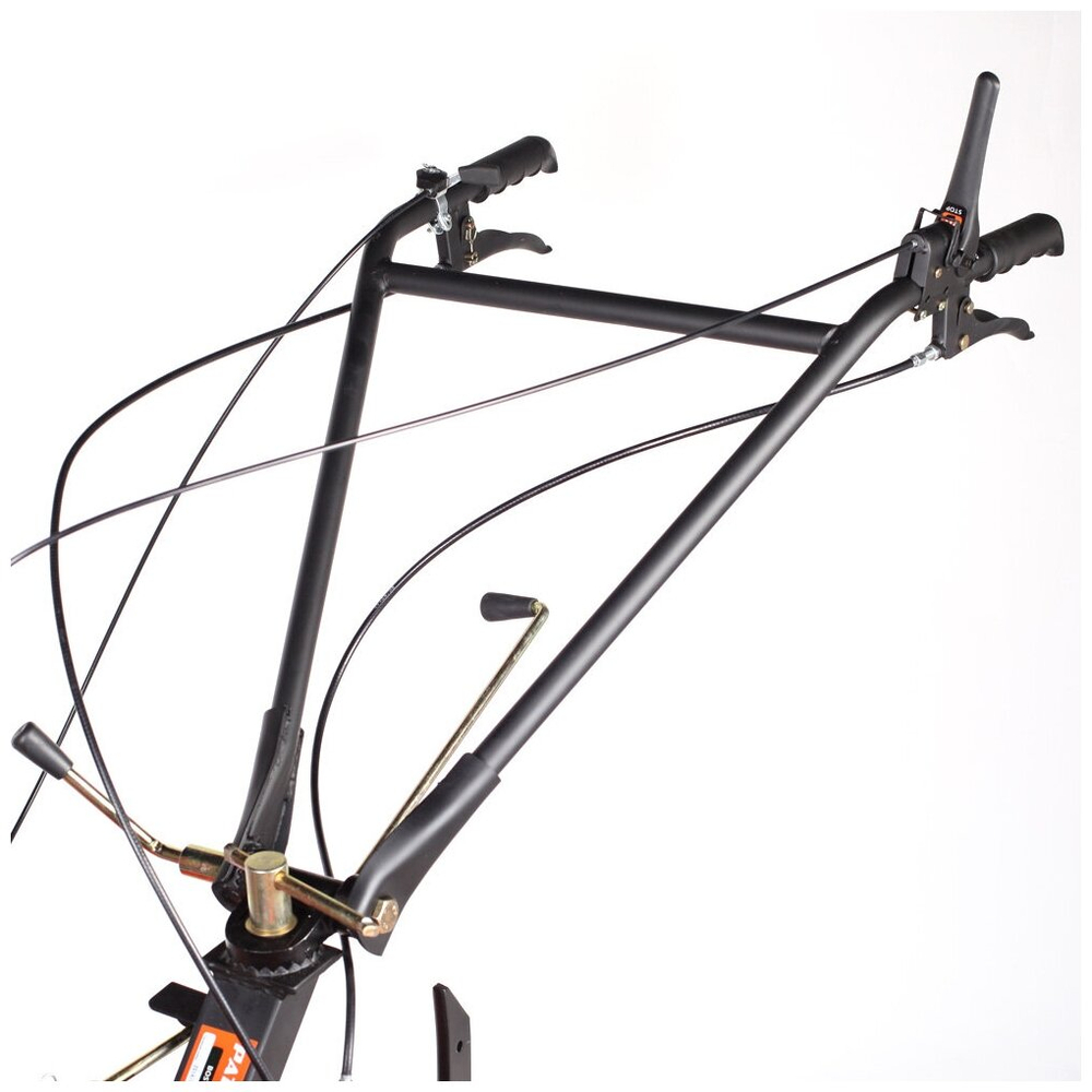 Мотоблок дизельный PATRIOT BOSTON-6D 6 л,с; фрезы: 1050 mm; 2 вперед+ 1 назад;(440701535)