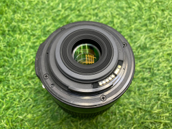 Canon 1000D kit 18-55mm 3.5-5.6 IS 12.000 кадров