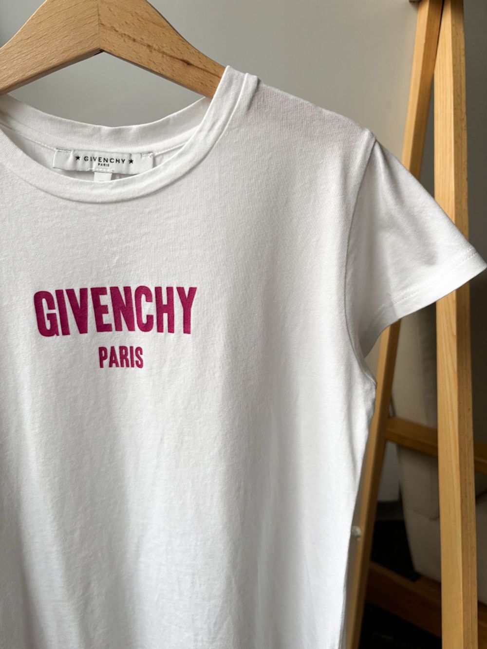 Хлопковая футболка Givenchy, 140