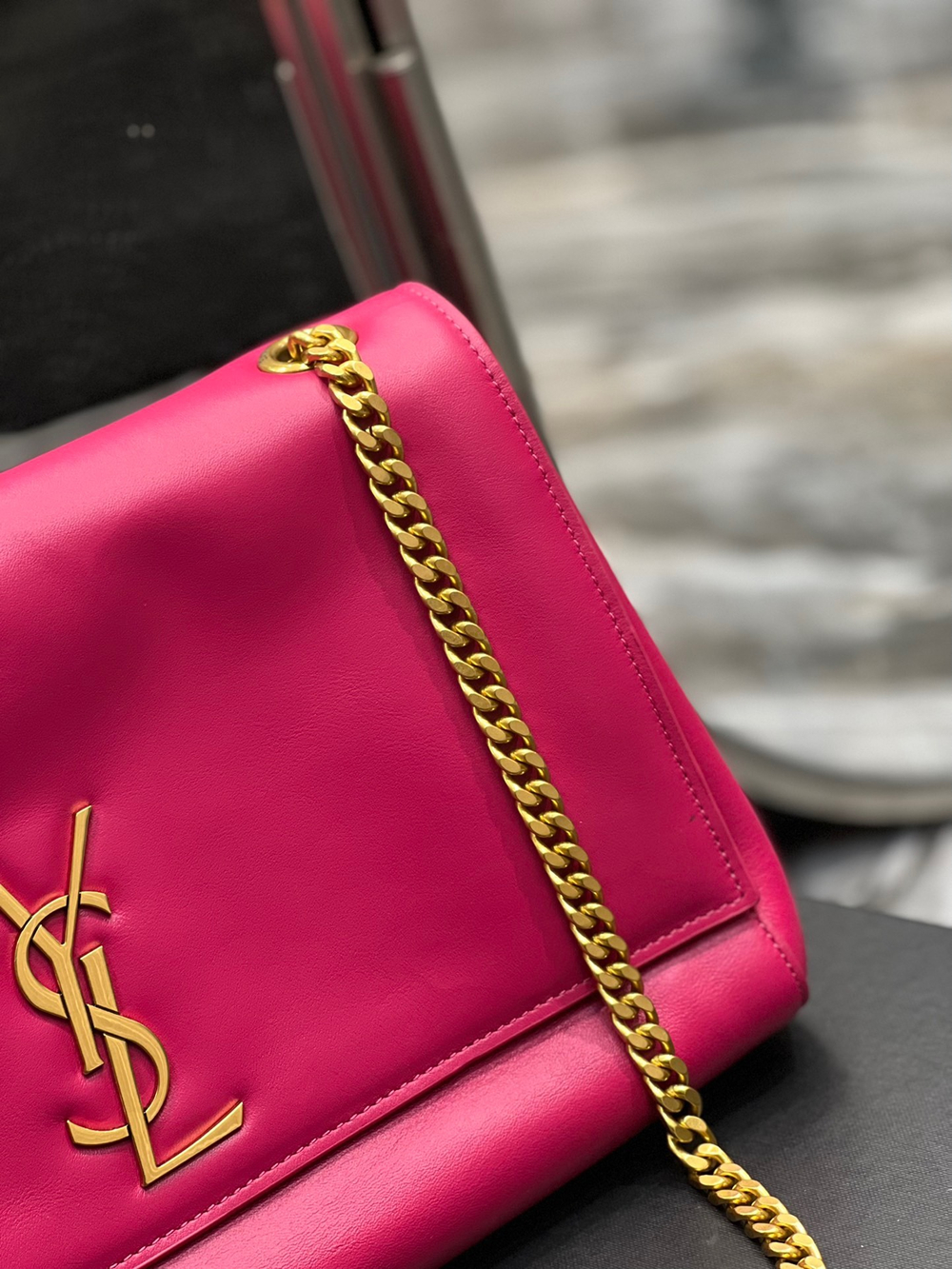 Saint Laurent Kate Medium Reversible Chain Bag 28 cm