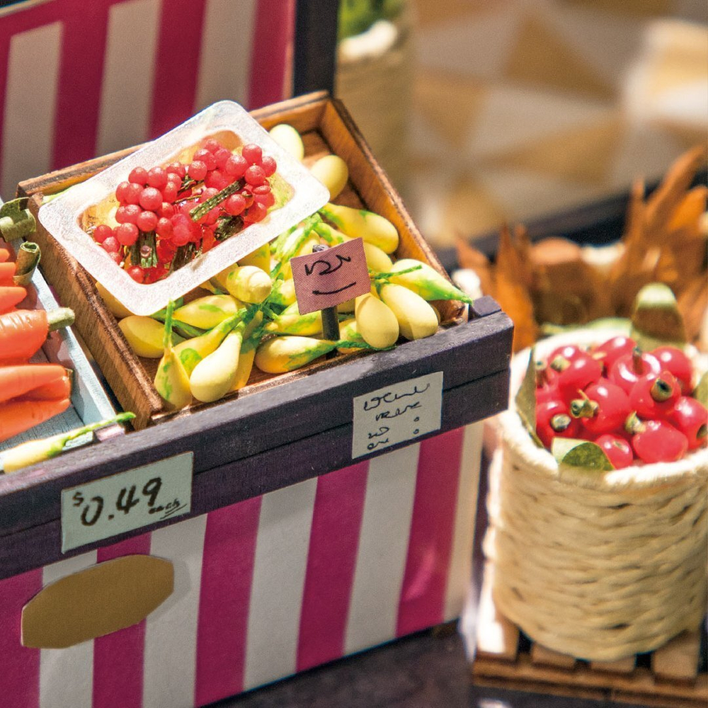 Овощная лавка Carl's Fruit Shop от Rolife - Интерьерные конструкторы-румбокс, сборная модель